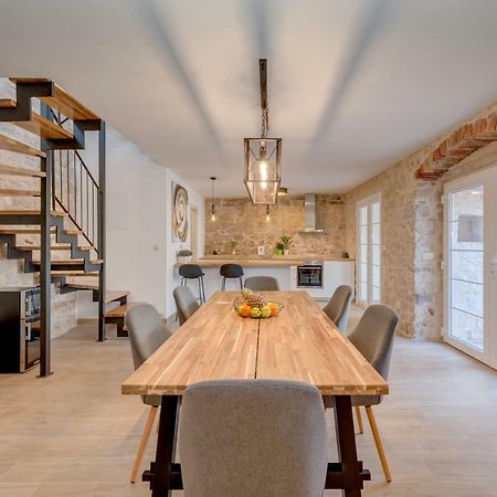 סופטאר Holiday Home Rocca מראה חיצוני תמונה