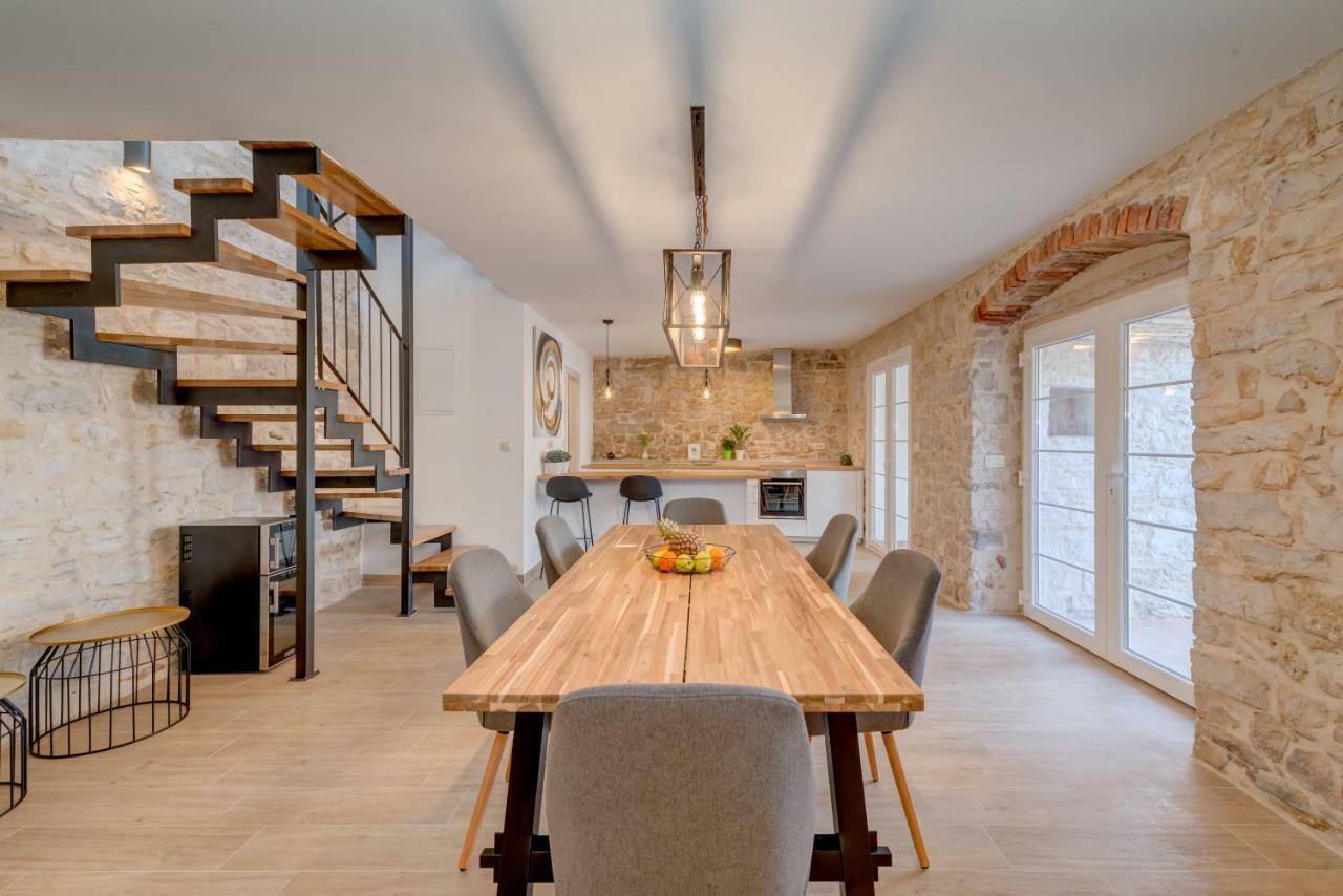 סופטאר Holiday Home Rocca מראה חיצוני תמונה