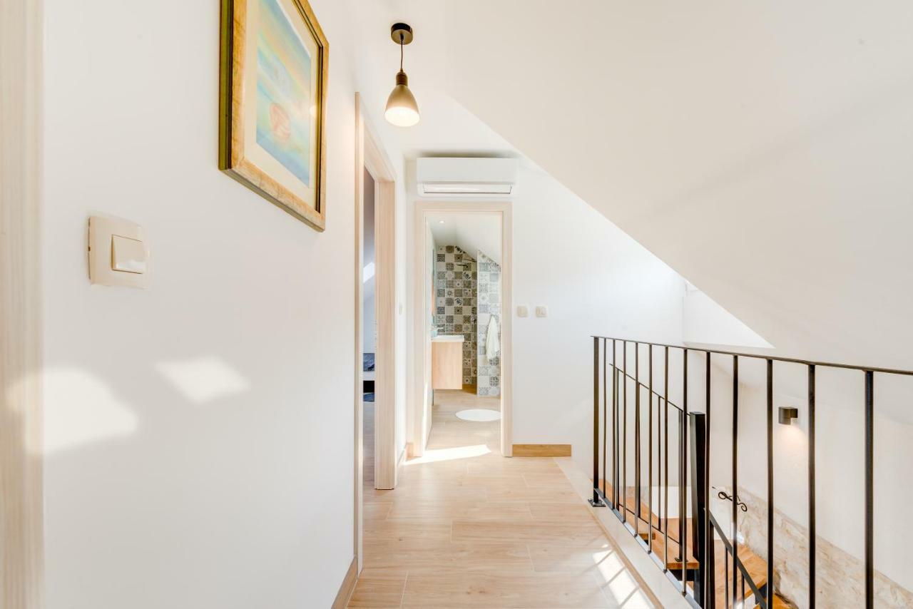 סופטאר Holiday Home Rocca מראה חיצוני תמונה